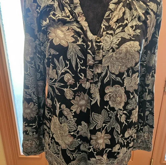 Lucky Brand Women's Blouse - Picture 10 of 11